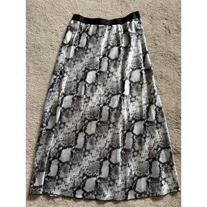 Knit Riot Medium PINK‎ Victoria's Secret Black White Snakeskin Print Midi Skirt